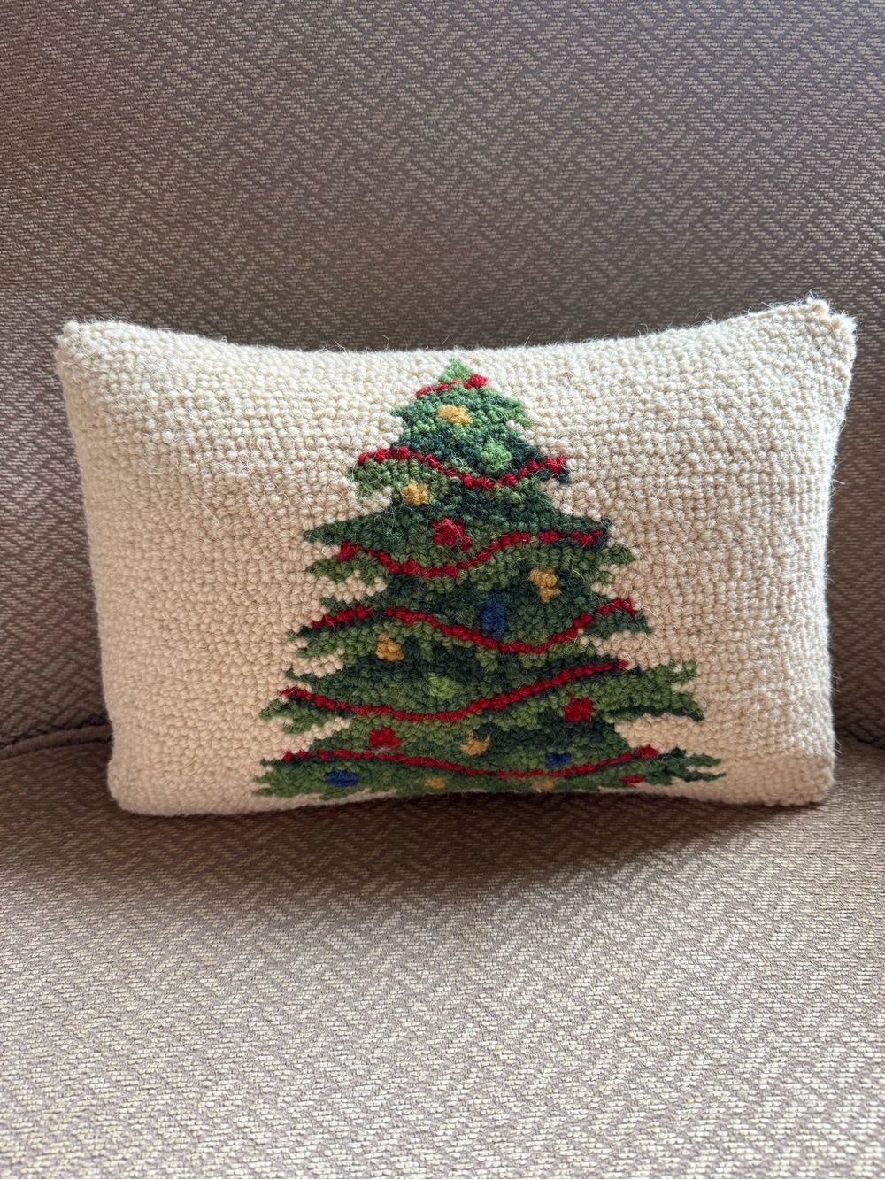 Holiday Tree Hooked Wool Accent Pillow - Cream
